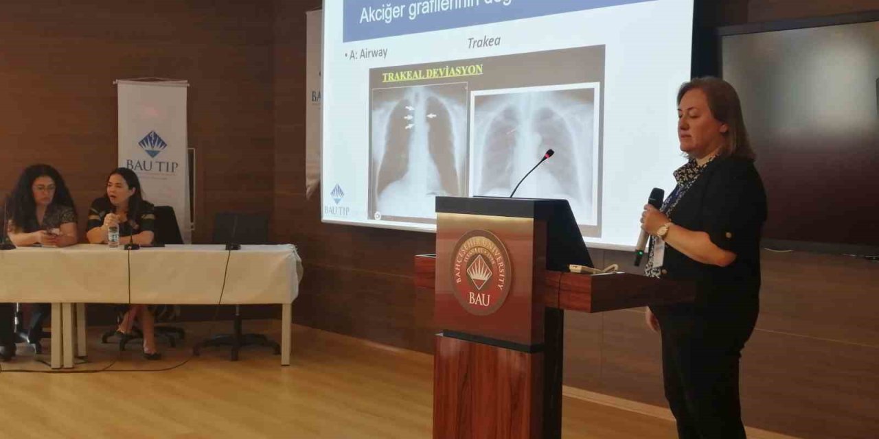 GELECEĞİN DOKTORLARI, 4. INTERN SEMPOZYUMU’NDA MESLEKİ BİLGİ VE TECRÜBE EDİNİYOR
