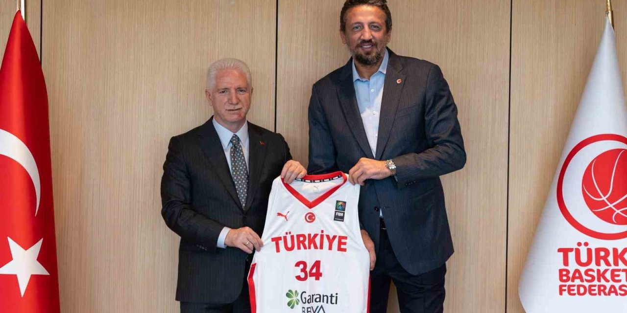 İSTANBUL VALİSİ DAVUT GÜL’DEN, TBF BAŞKANI TÜRKOĞLU’NA ZİYARET
