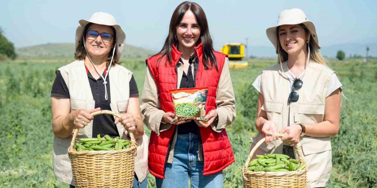 TARIMIN KADIN YILDIZLARI’NIN EMEĞİYLE SUPERFRESH "EGE’DEN HASAT BEZELYE"