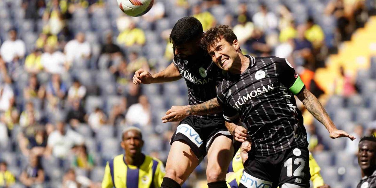 TRENDYOL SÜPER LİG: FENERBAHÇE: 0 - KONYASPOR: 1 (İLK YARI)