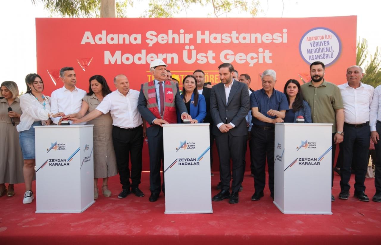 Çadır Kentte Yangın Çıktı, 8 Kişi Dumandan Etkilendi