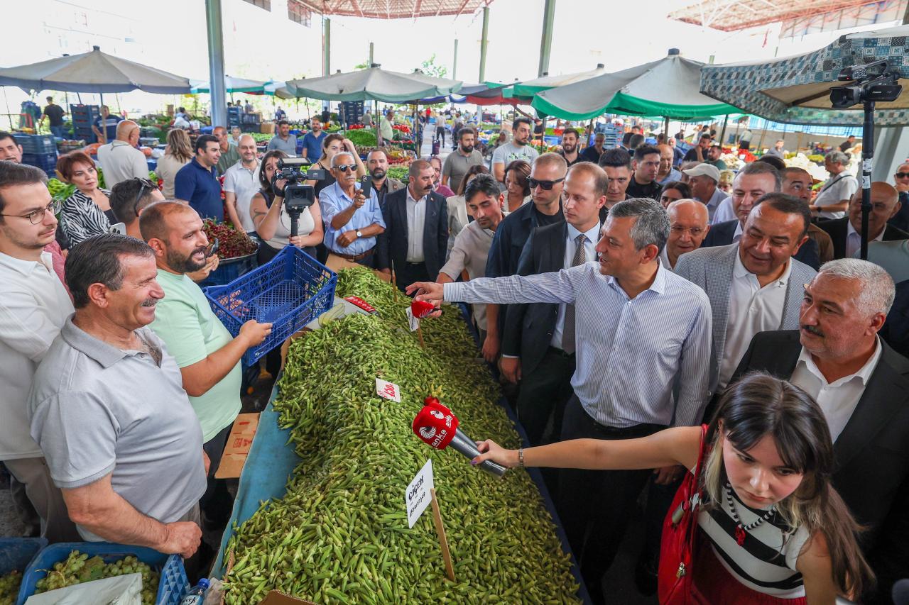 Kar Çiftçilerin Yüzünü Güldürdü