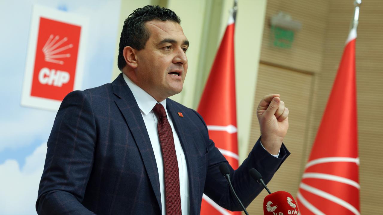 Ulaş Karasu: “Çöken AKP’nin Kendisidir”