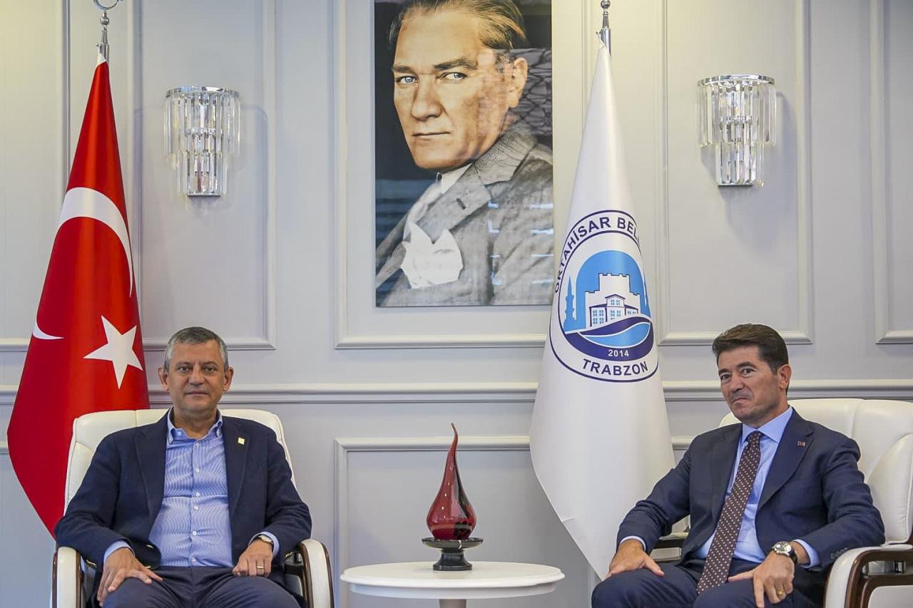 CHP Lideri Özgür Özel Trabzon Ortahisar’da: “Erdoğan Yenilmez Değil Ama Ekrem İmamoğlu Yenilmez”
