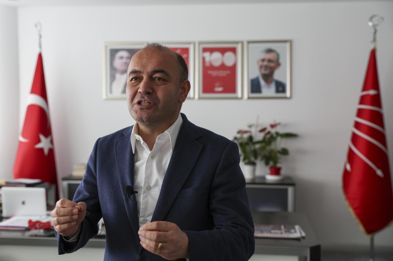 Özgür Karabat: “AKP İktidarda Kaldığı Sürece Krizler Devam Edecektir”