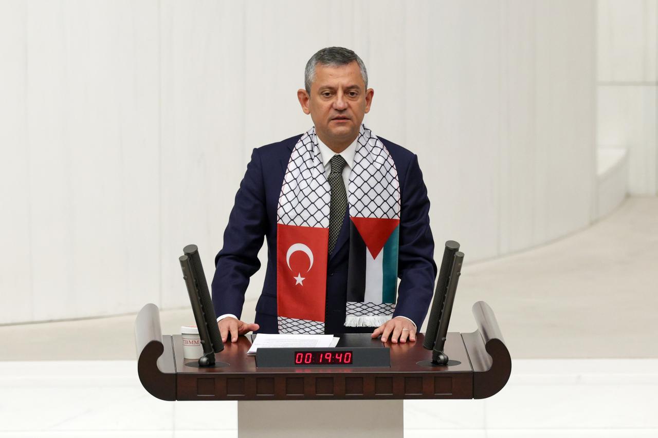 CHP Lideri Özel: