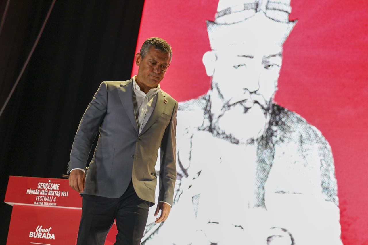 CHP Lideri Özel: Pir Sultan’ın Dediği Gibi Bizler Bu Yoldan Dönmeyiz, Hep Beraber Yürüyecek ve Hep Beraber Kazanacağız
