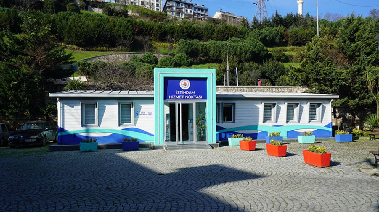 KÂĞITHANE BELEDİYESİ İŞ ARAYANLARI İŞVERENLERLE BULUŞTURUYOR