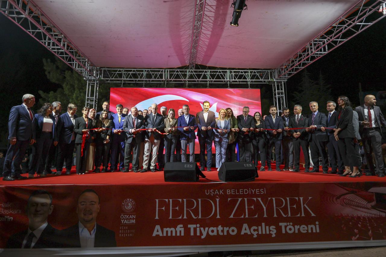 CHP Lideri Özel: Ferdi Zeyrek’in İyilik Hareketini Sürdüreceğiz, Biz Ne Yapabiliriz Diyen Herkesi Desteğe Çağırıyorum