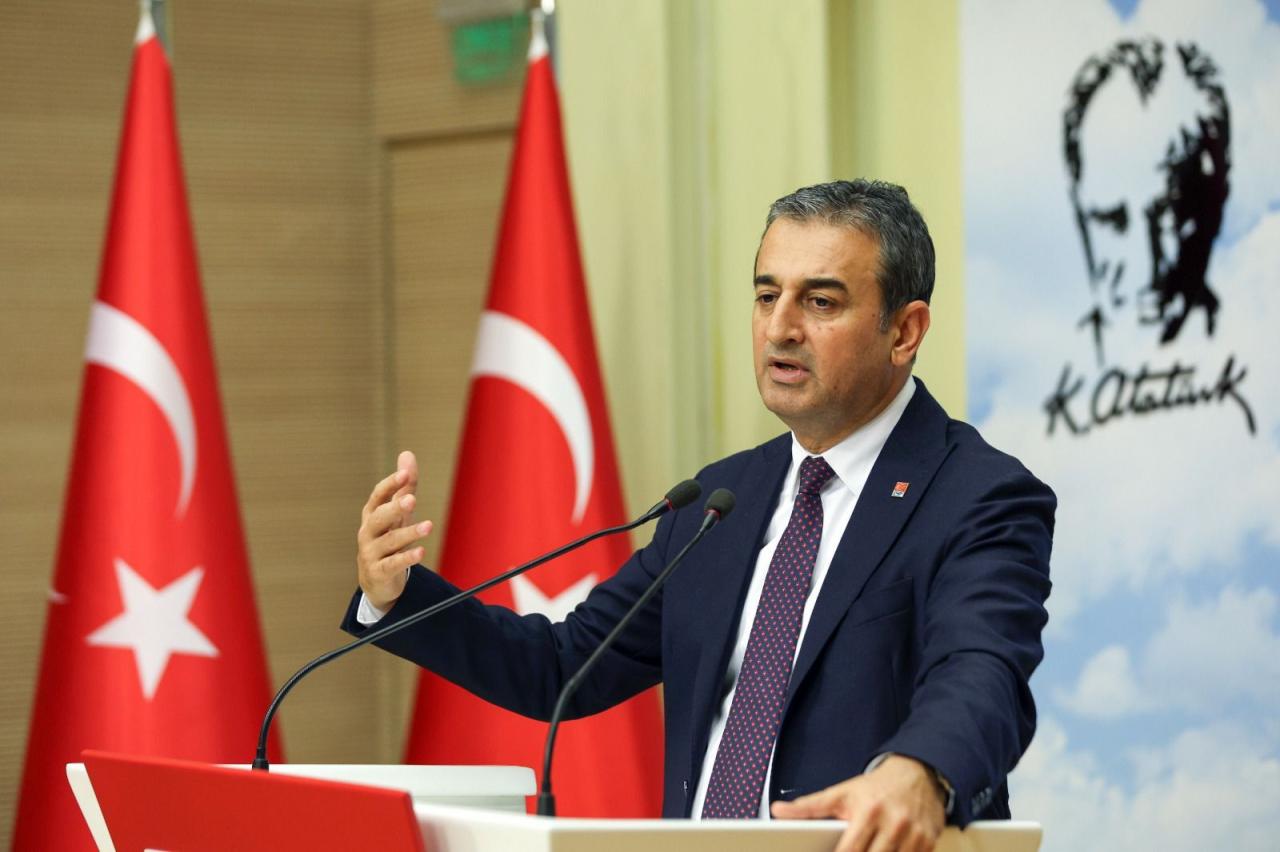 Burhanettin Bulut: “İletişim Başkanlığı Su Gibi Para Harcıyor”