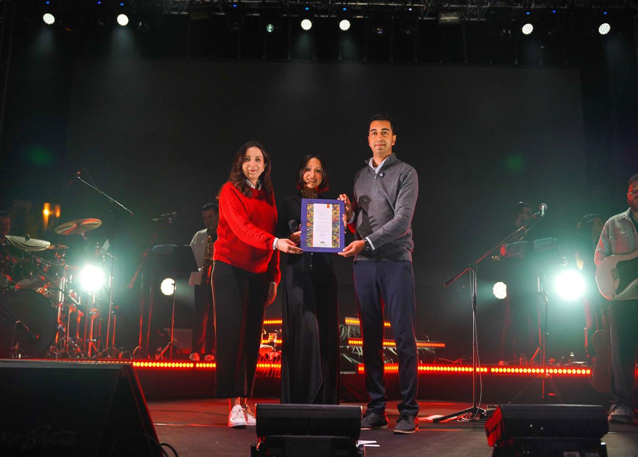 Tuzla’da Cumhuriyetin 102’nci yılı Zeynep Bastık konseriyle kutlandı