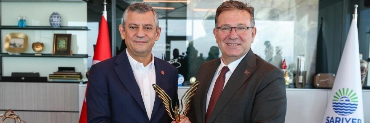 CHP GENEL BAŞKANI ÖZGÜR ÖZEL’DEN BAŞKAN M. OKTAY AKSU’YA ‘HAYIRLI OLSUN’ ZİYARETİ