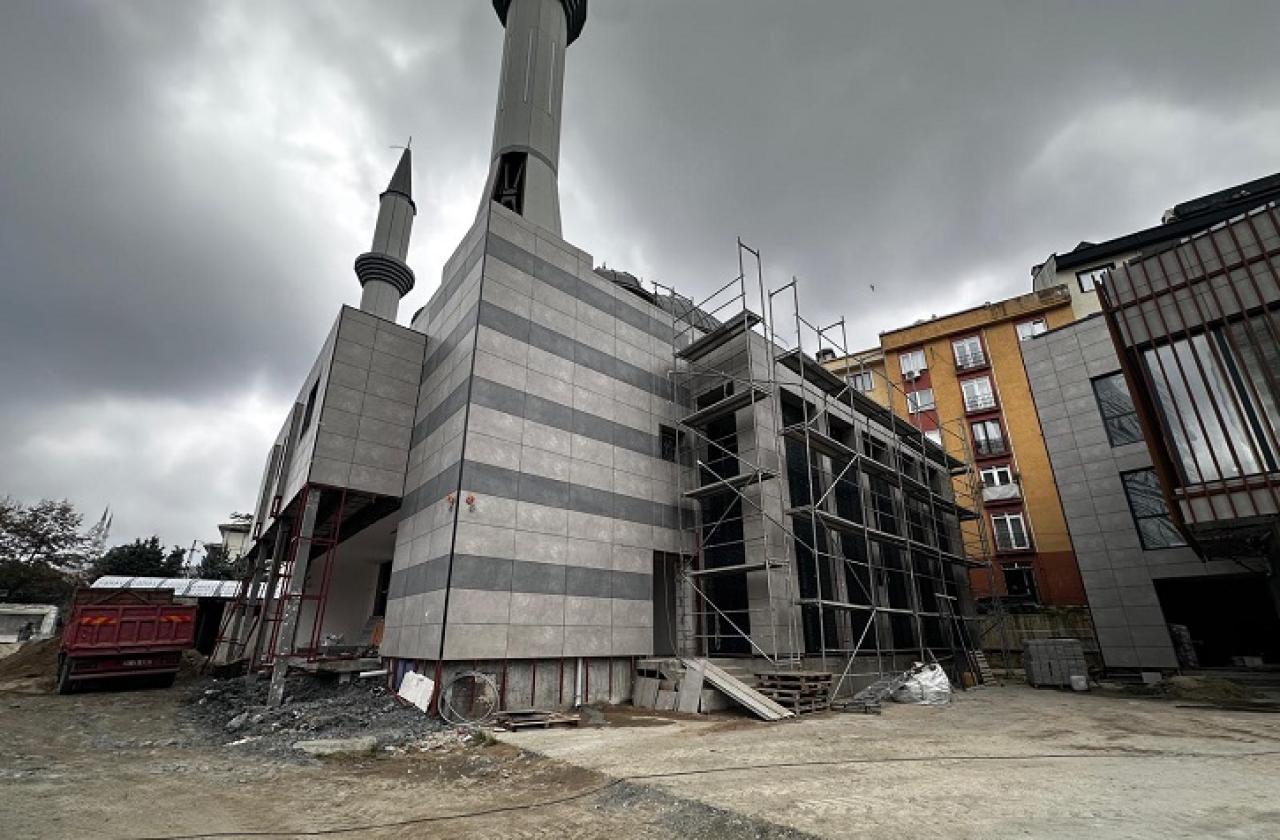 AYAZMA CAMİİ VE KÜLLİYESİ KÂĞITHANE’YE DEĞER KATIYOR