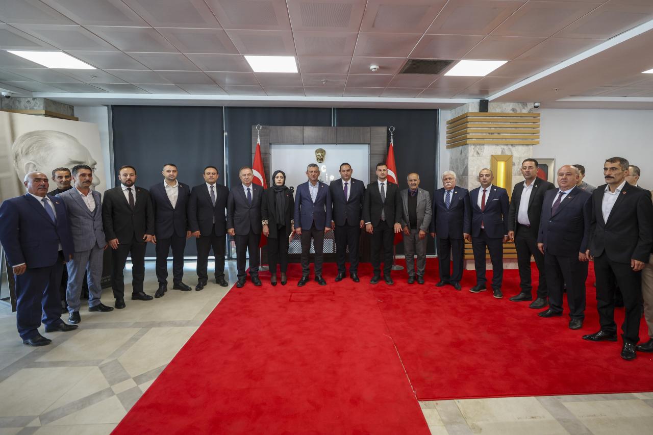 Cumhuriyet Halk Partisi Genel Başkanı Özgür Özel, Kilis'te...