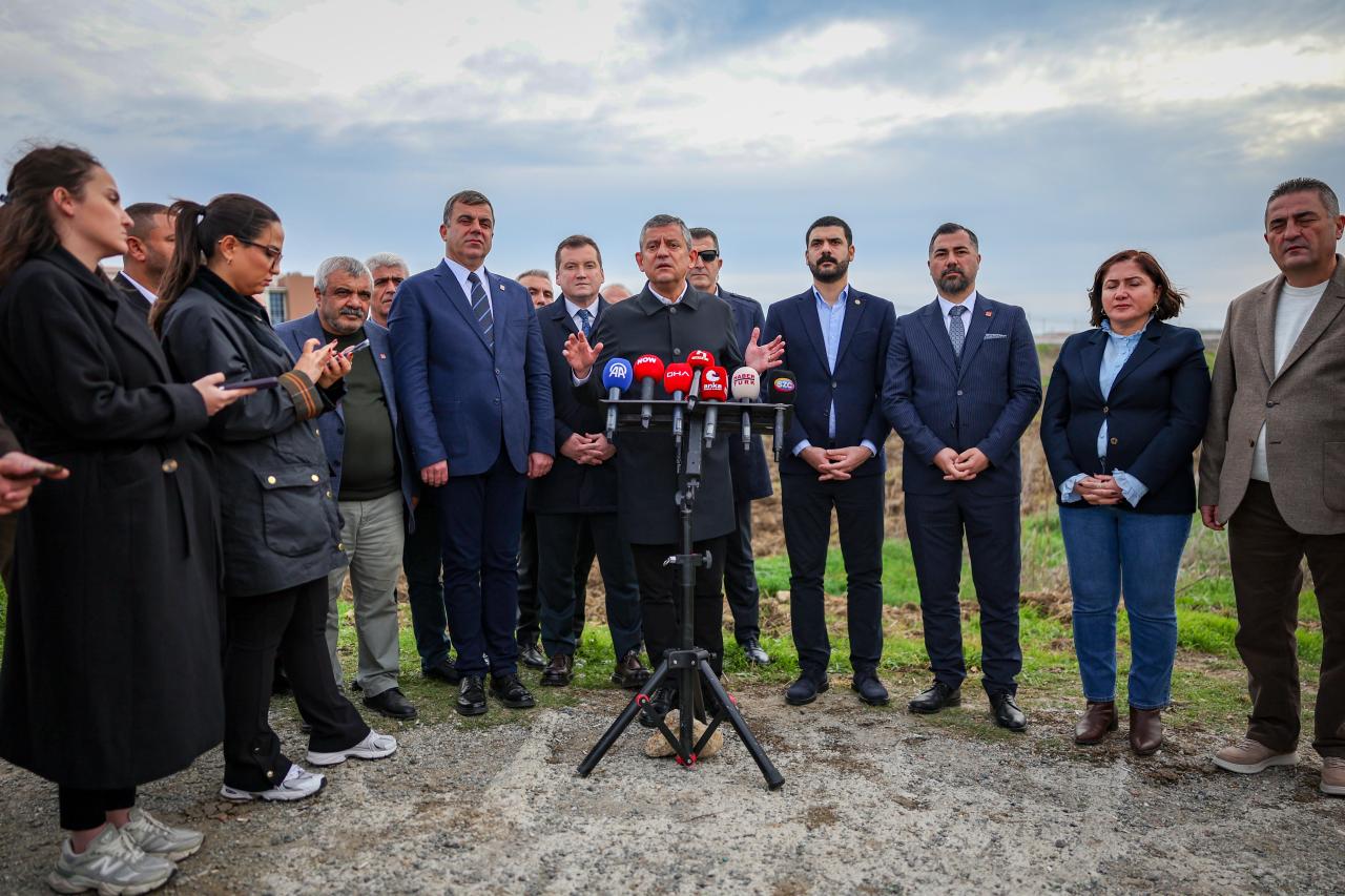 CHP Lideri Özgür Özel: “Akın Gürlek İddianamenin Başına Sayfalarca Siyasi Değerlendirme Koymuş”