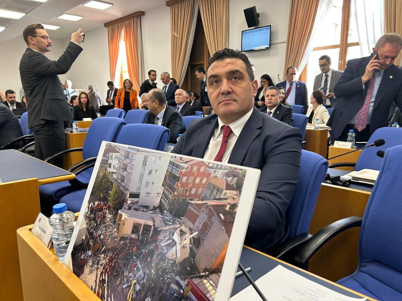 Ulaş Karasu: “Geminbeli’nin Ucu Hala Karanlık, Bakanlar Değişiyor Bu Tünelin Kaderi Değişmiyor”