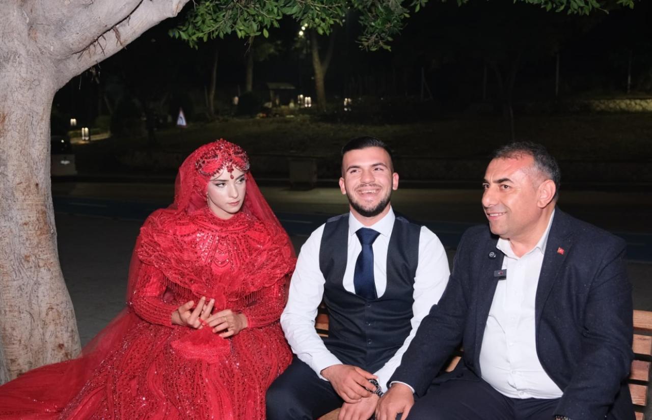 Büyükşehir’den Adnan Menderes Bulvarı’nda Aydınlatma, Bisiklet Yolu ve Korkuluk Yenileme Çalışması…