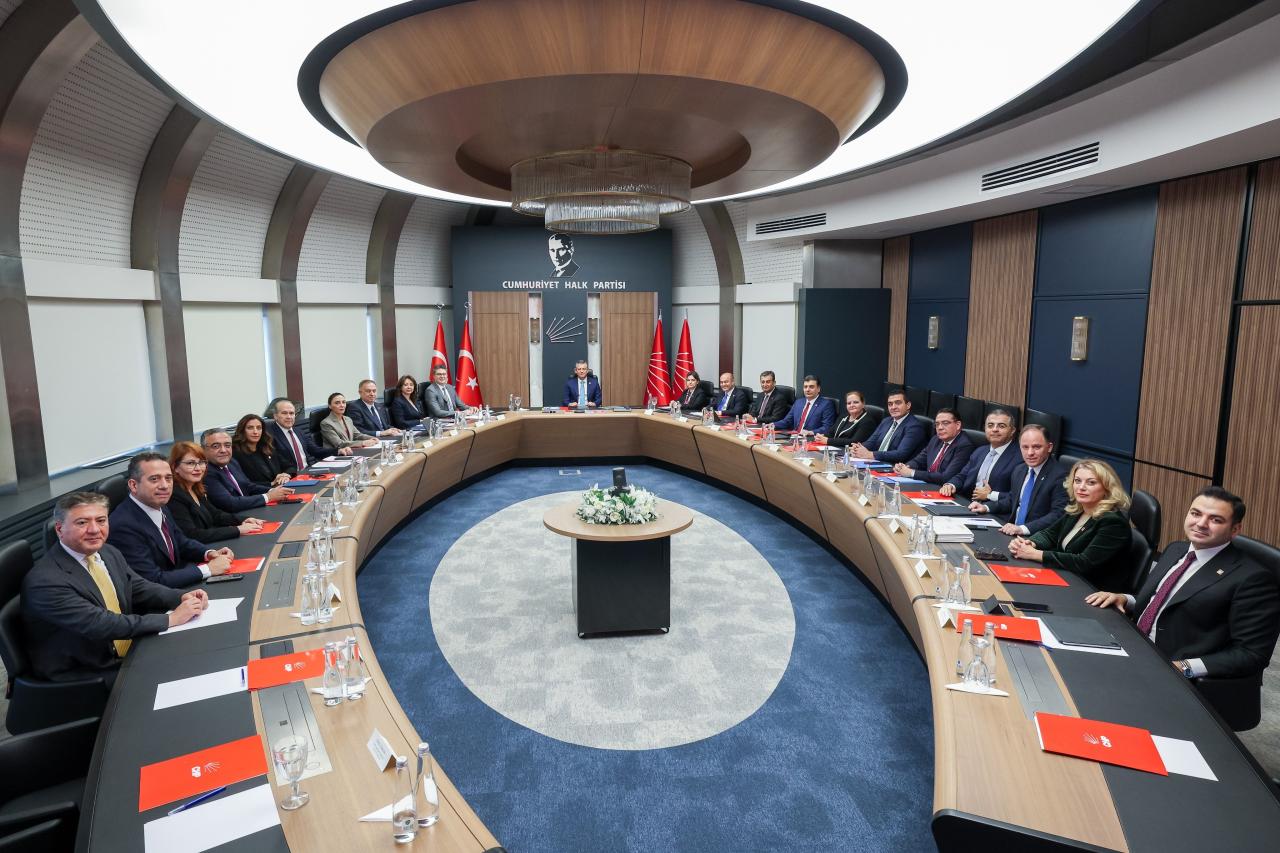 CHP Genel Başkanı Özgür Özel, Merkez Yönetim Kurulu Toplantısına Başkanlık Etti