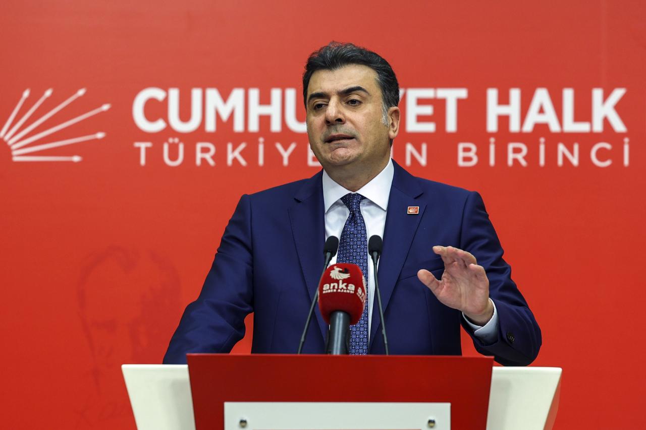 Zeynel Emre’den AK Parti’ye Yanıt: 