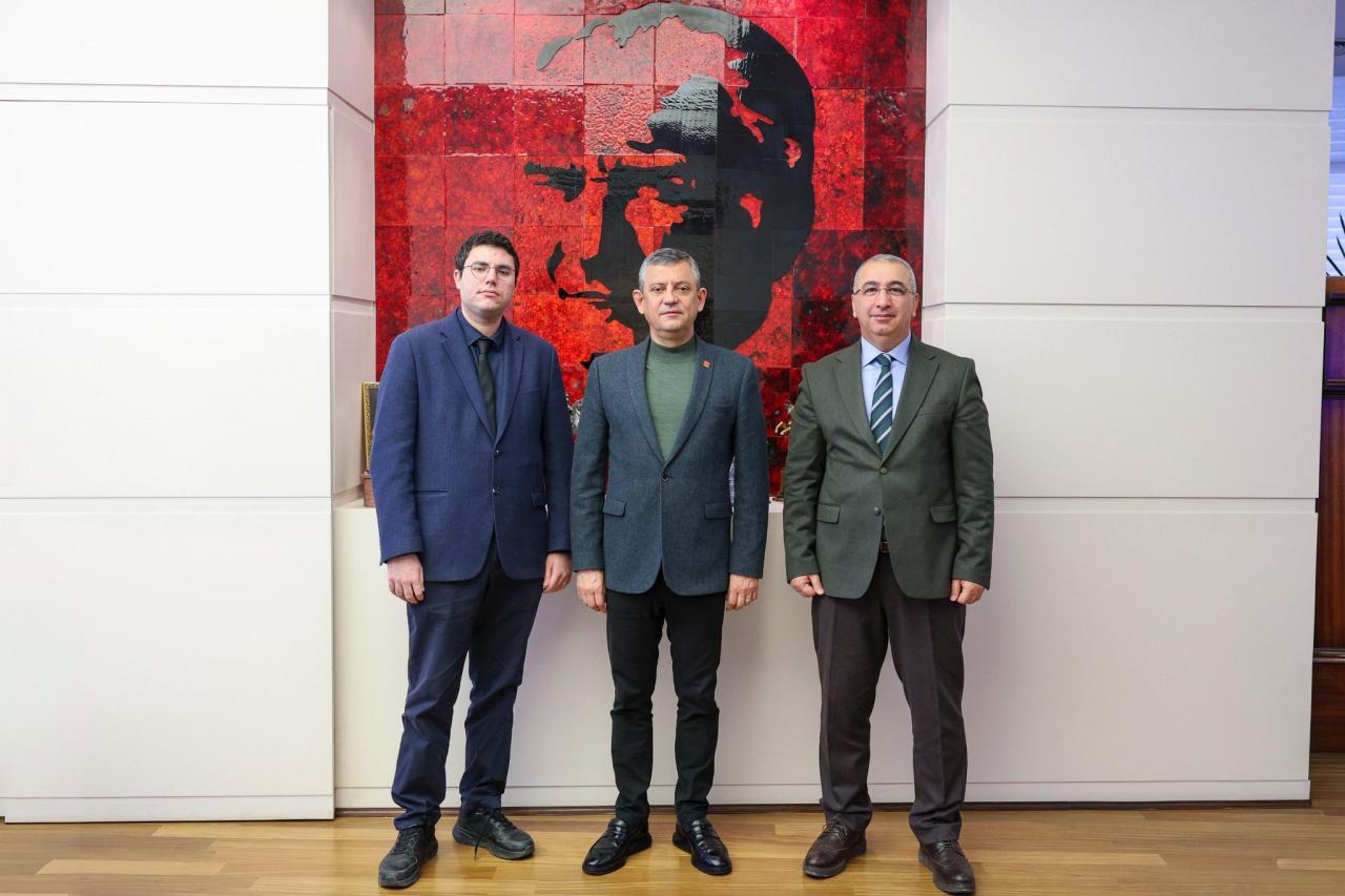 CHP Lideri Özgür Özel, Cumhuriyet'e Konuştu: 