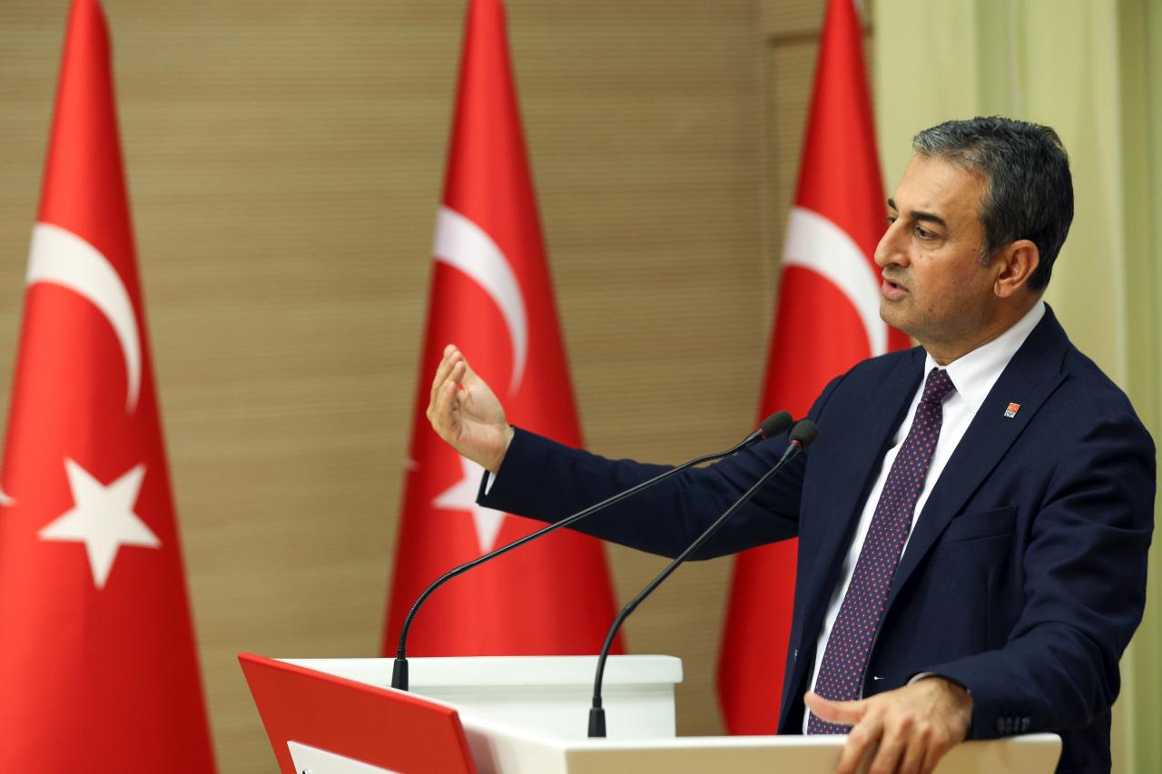 Burhanettin Bulut: Yaklaşık 10 Milyon Kişi Sağlık hizmetlerinden Yararlanamıyor