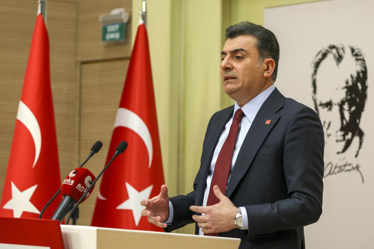 Zeynel Emre: “Meşruiyetin Kaynağı Trump’ın Masası Değil, Türk Milleti’nin İradesidir”