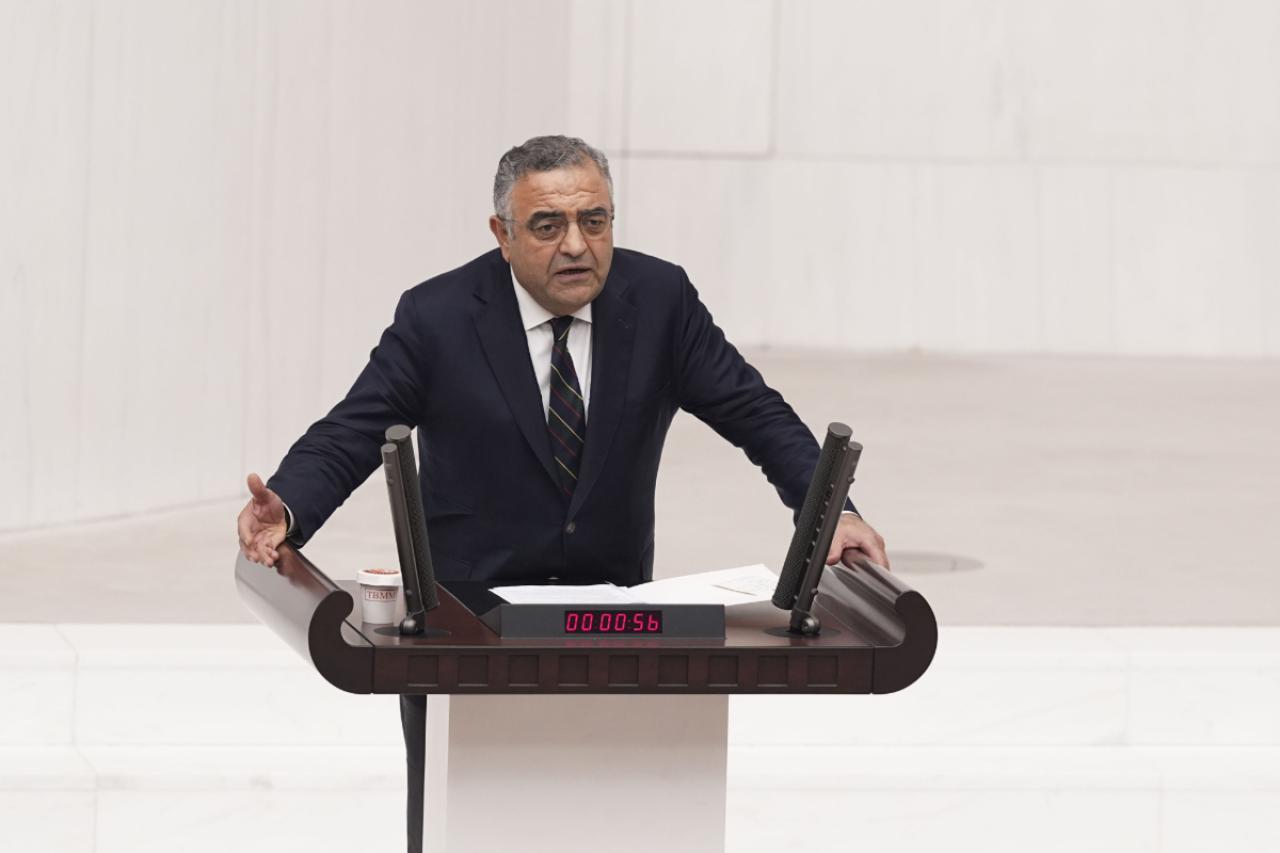 Sezgin Tanrıkulu: Halep'teki İnsanlığa Karşı İşlenen Suçlara Sessiz Kalamazsınız, Onay Veremezsiniz!