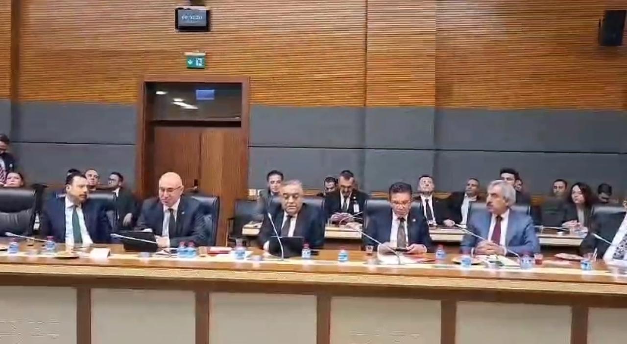 Sezgin Tanrıkulu, Bakan Murat Kurum’a Diyarbakır’ın Deprem Sonrası Yaşadığı Kronik Sorunları Sordu