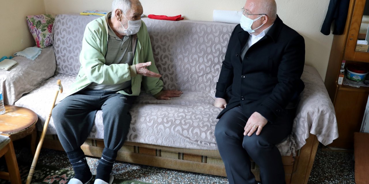 MENTEŞE BELEDİYESİ'NDEN 500 YAŞLIYA EVDE BAKIM HİZMETİ
