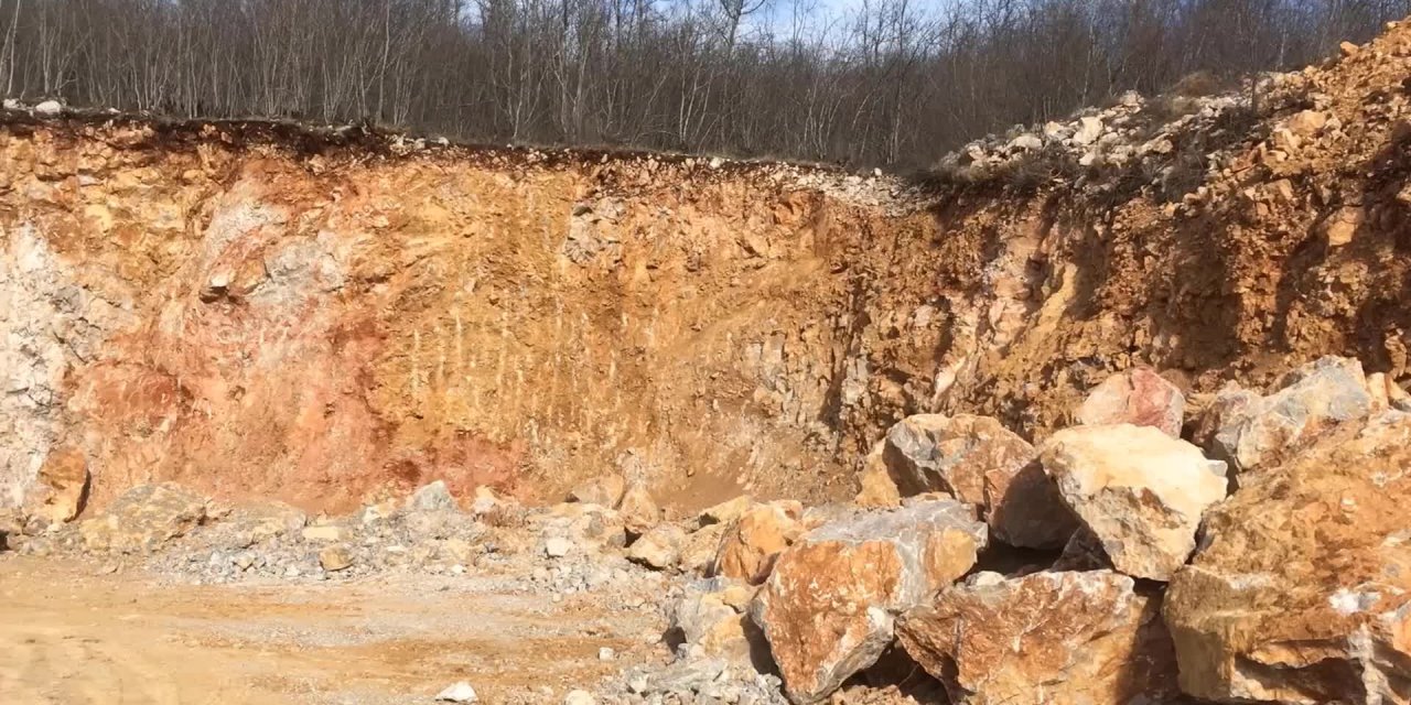 SAMSUN'DA BÜYÜKŞEHİR BELEDİYESİ’NE DİRENDİ, KAZANDI: MAHKEME, KAMULAŞTIRMA KARARINI DURDURDU