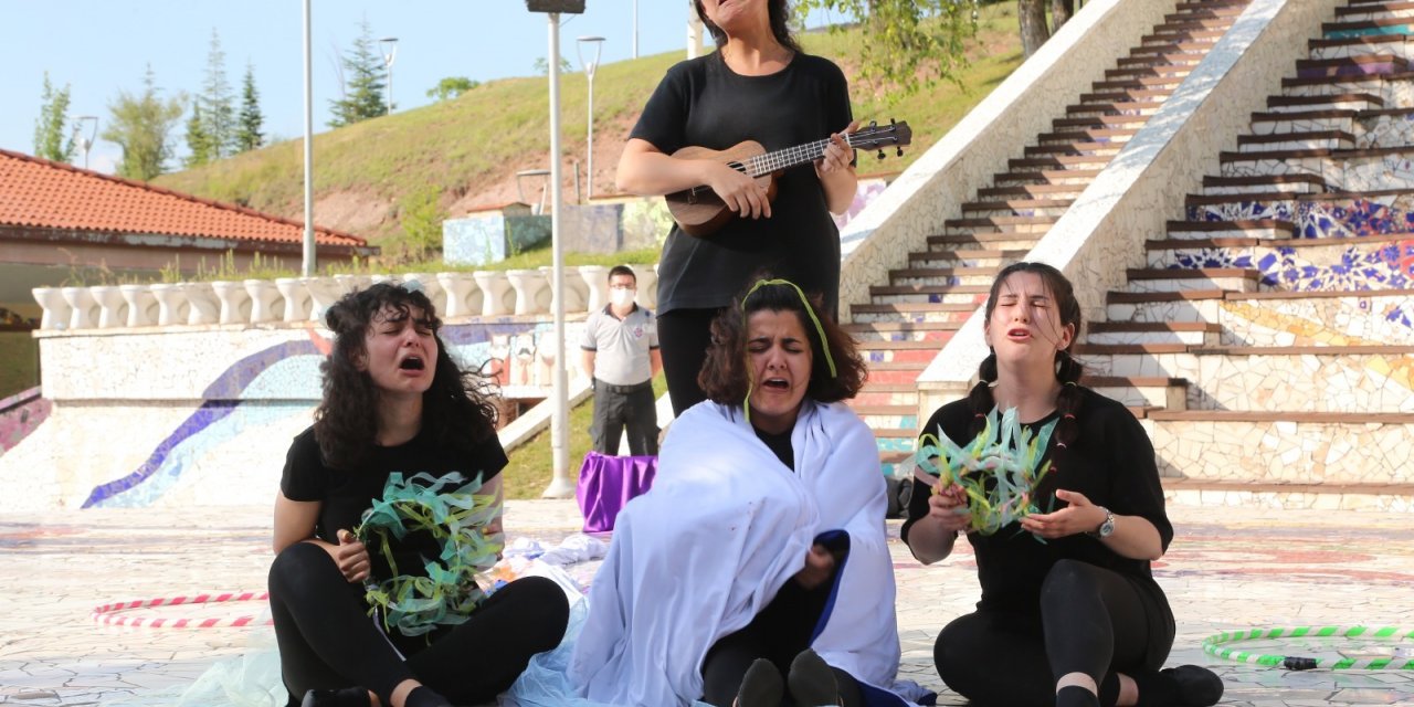 ODUNPAZARI'NDA "AKŞAMLAR BİRLİKTE GÜZEL" ETKİNLİKLERİ, AĞUSTOS AYINDA DA DEVAM EDECEK
