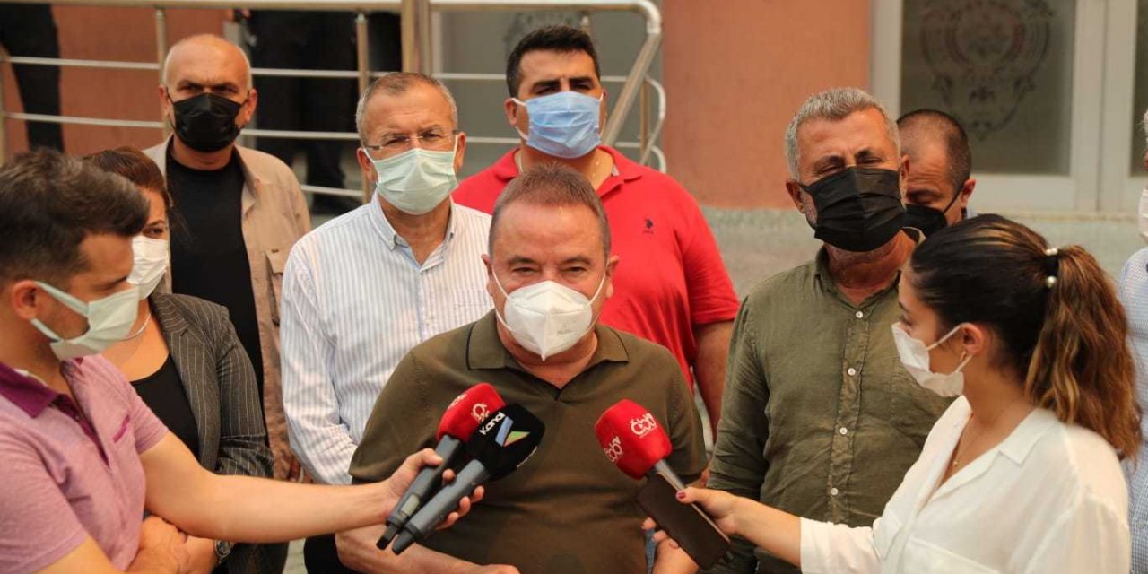 ANTALYA BÜYÜKŞEHİR BELEDİYE BAŞKANI BÖCEK: "İÇİMİZ, GELECEĞİMİZ YANIYOR"