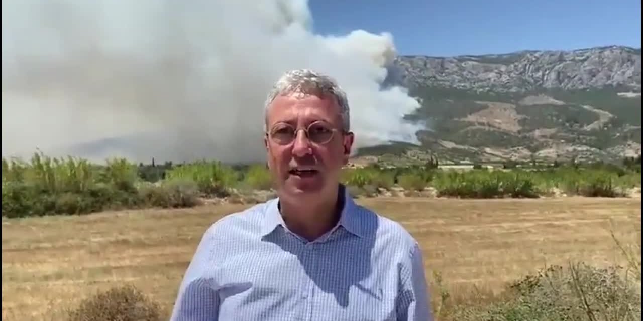 ALPAY ANTMEN: "13 TANE UÇAĞI OLANLARA SESLENİYORUM; ŞURADA BİR TANE YANGIN SÖNDÜRME UÇAĞI YOK"