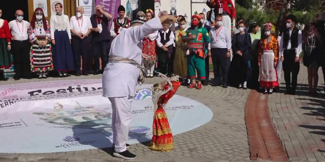DÜNYA’NIN EN İYİ KÜLTÜR VE SANAT FESTİVALİNDEN GÖRKEMLİ AÇILIŞ