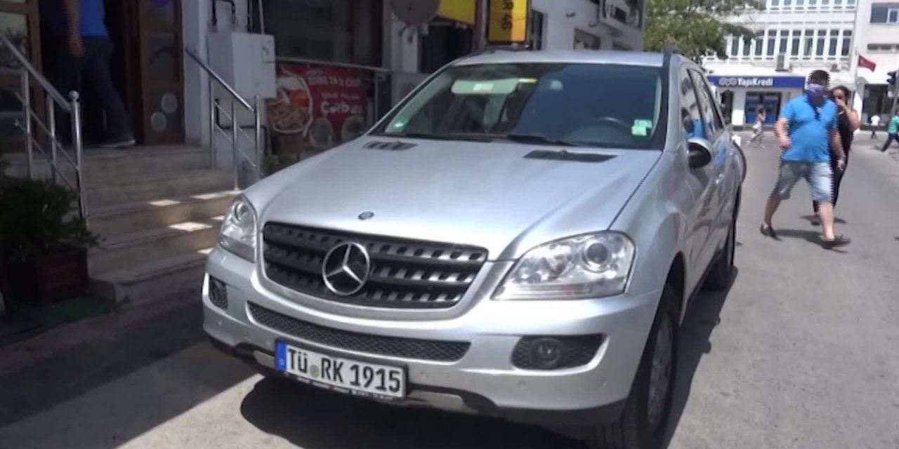 GURBETÇİÜMİT DELİBUDAK'IN PLAKASI: “TÜ-RK-1915”