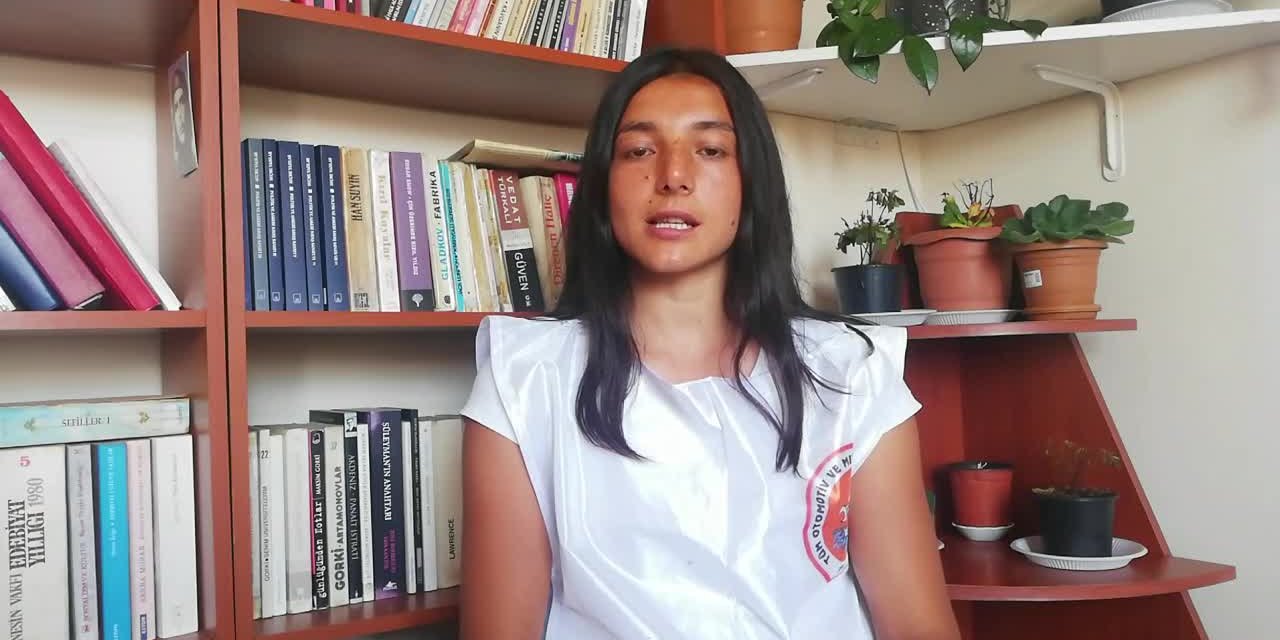 KOD 29 İLE İŞTEN ATILAN KADIN EMEKÇİ, İŞE İADE TALEBİYLE 450 KİLOMETRE YÜRÜYECEK