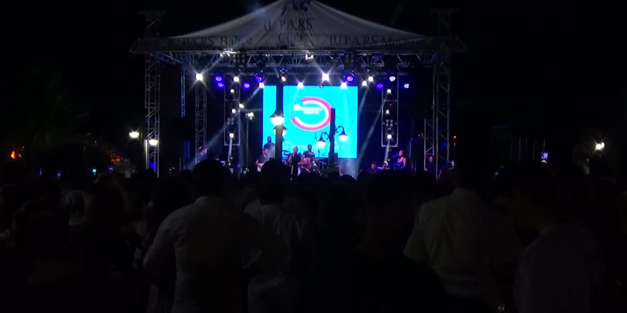 DEMET AKALIN KONSER GELİRİYLE MANAVGAT’TA ORMAN KURACAK