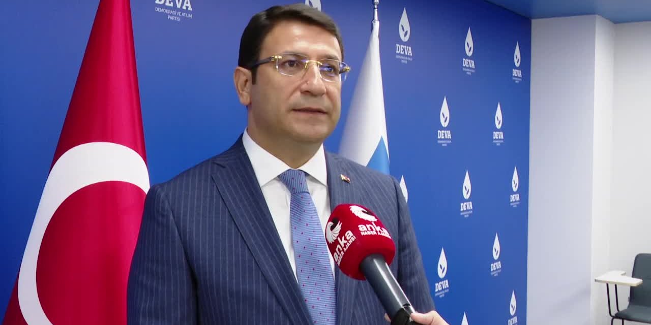 DEVA PARTİSİ SÖZCÜSÜŞAHİN: ORMANLAR CAYIR CAYIR YANIYOR, PİLOT TARIM BAKANI BAKIYOR