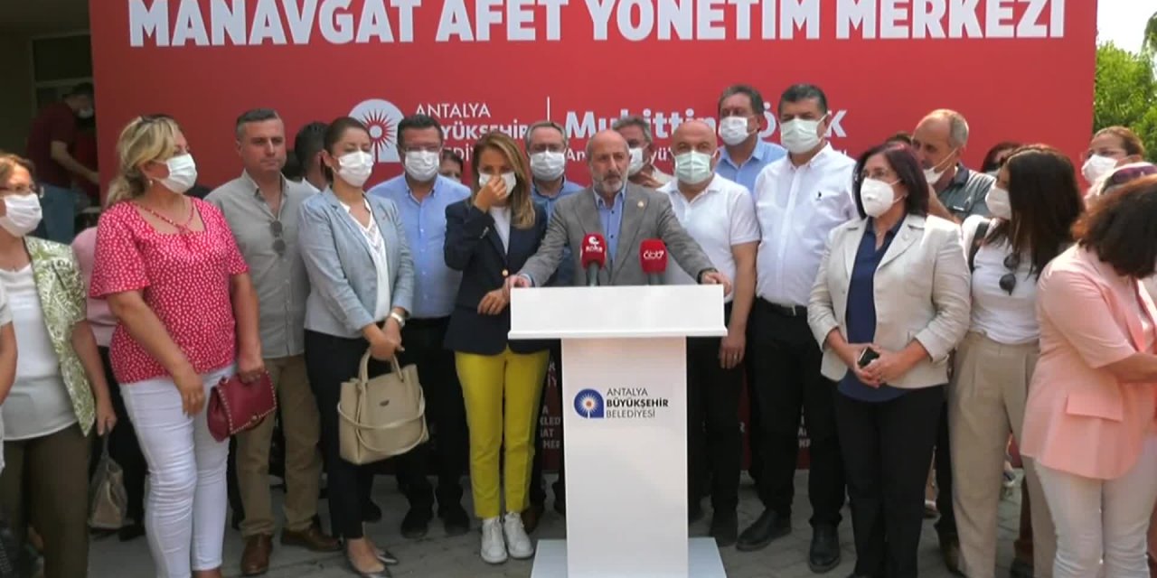 CHP’LİÖZTUNÇ’TAN YANGIN BÖLGESİNE UÇAKLA GELEN ERDOĞAN’A TEPKİ: "YURTTAŞ YANGIN SÖNDÜRME UÇAĞI BEKLERKEN, ERDOĞAN’IN UÇAĞINI GÖRDÜ"