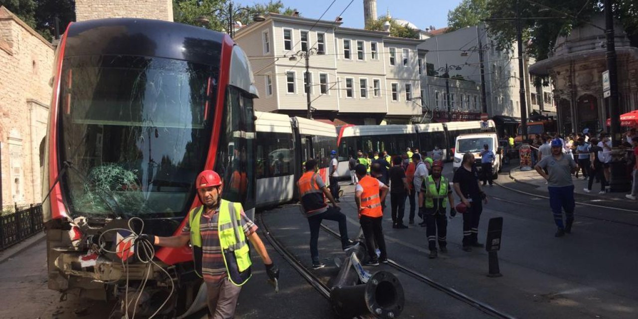 METRO İSTANBUL: TRAMVAY KAZASININ SEBEBİ KURYEDEN DÜŞEN POS CİHAZININ RAYA SIKIŞMASI