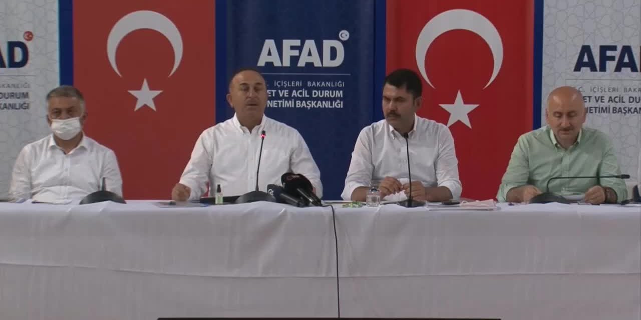 BAKAN ÇAVUŞOĞLU: “YARIN UKRAYNA'DAN 4 TANE DAHA YANGIN SÖNDÜRME HELİKOPTERİ GELECEK”
