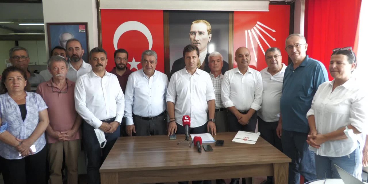 CHP İZMİR İL BAŞKANI YÜCEL: “128 MİLYAR DOLAR BUHARLAŞTI, HALK TEMEL GIDA MADDELERİNİ ALAMAZ HALE GELDİ”
