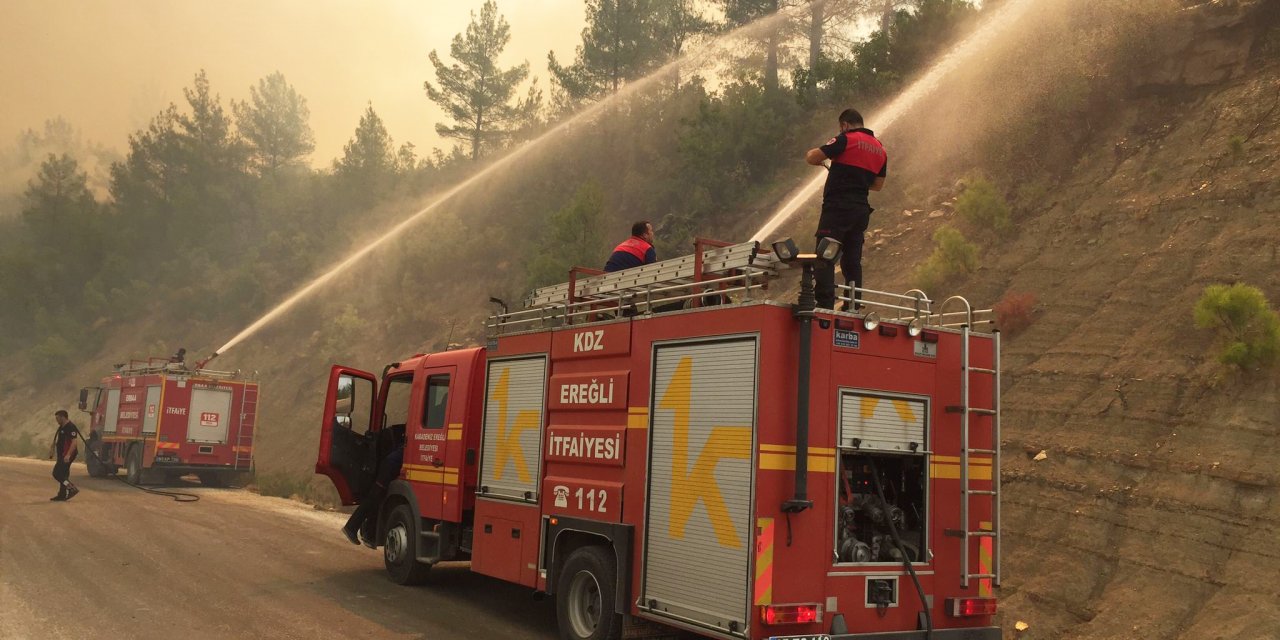 KDZ. EREĞLİİTFAİYE EKİBİ, MANAVGAT’TAKİ SÖNDÜRME ÇALIŞMALARINA DESTEK VERİYOR