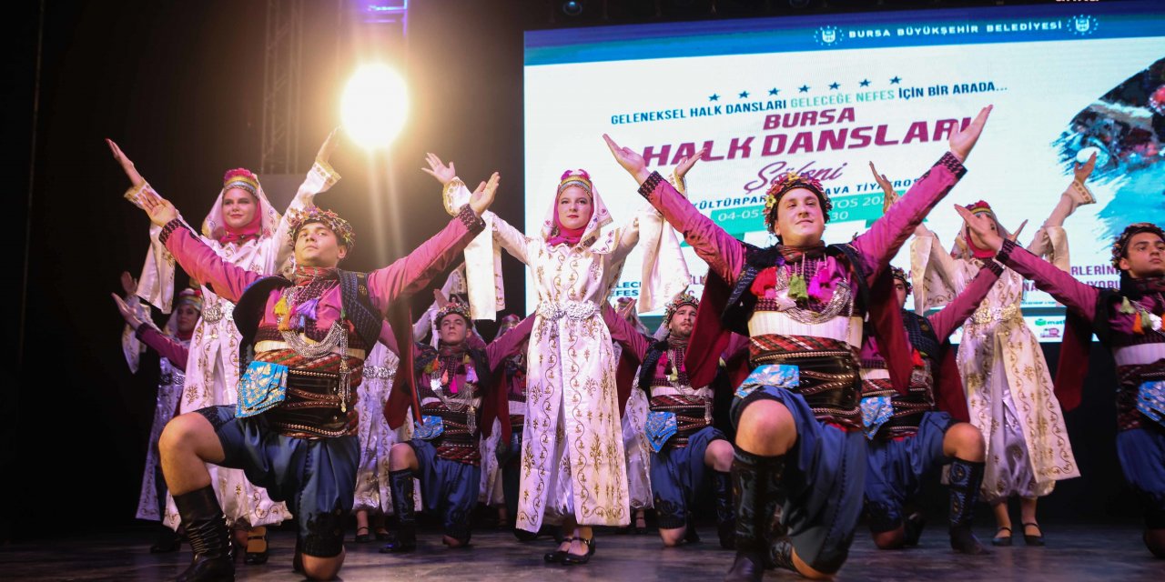 BURSA NİLÜFER'DE HALK DANSLARI GECESİ