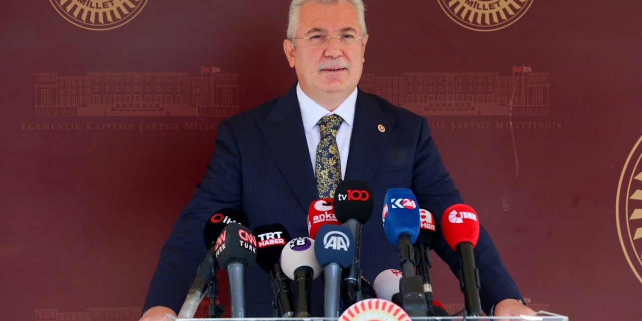 AKP'Lİ AKBAŞOĞLU: YANAN ALANLARIN İMARA AÇILACAĞINI SÖYLEMEK KİRLİ SENARYONUN SÖZCÜLÜĞÜNÜ YAPMAKTIR