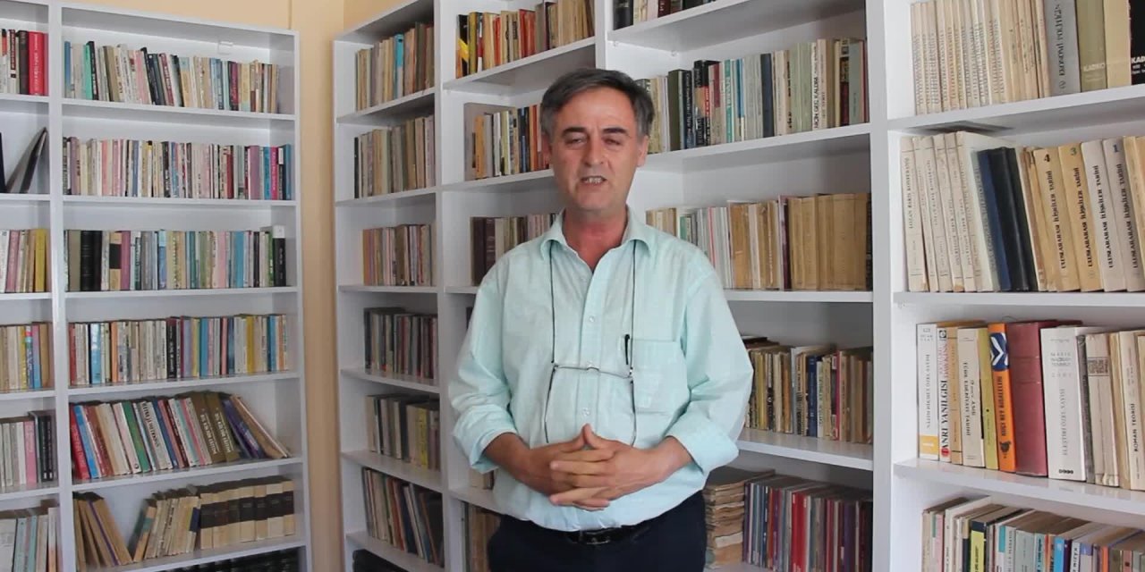 TUNCELİ’DE MÜZE GİBİ KÜTÜPHANE, RUSLARA ESİR DÜŞEN TEĞMENİN KIRIK KEMANINDAN, YILMAZ GÜNEY’İN EL YAZMALARINA KADAR NE ARARSAN VAR