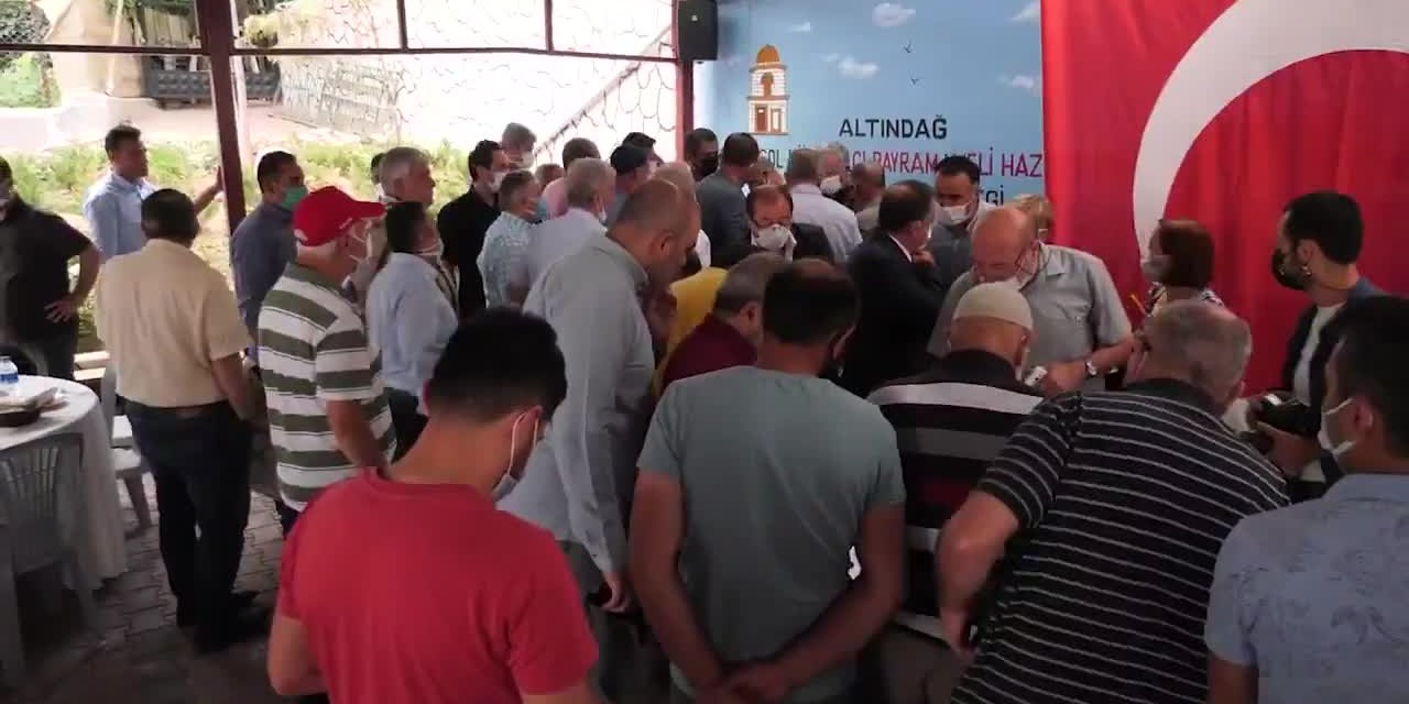 MANSUR YAVAŞ, SOLFASOL VE YEŞİLÖZ MAHALLESİNDE VATANDAŞIN TALEPLERİNİ DİNLEDİ