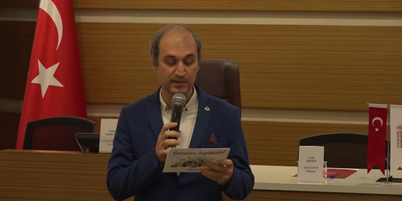 BORNOVA'DA "AFETLERE KARŞI DİRENÇLİ KENT" PANELİ