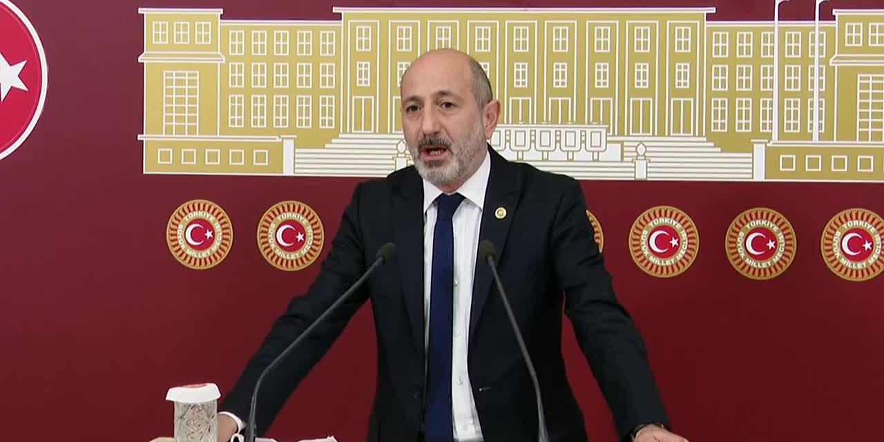 CHP'Lİ ALİÖZTUNÇ’TAN HAMZA YERLİKAYA YORUMU: "GÜREŞÇİ YETMİYOR, BOKSÖRE İHTİYAÇLARI VAR"