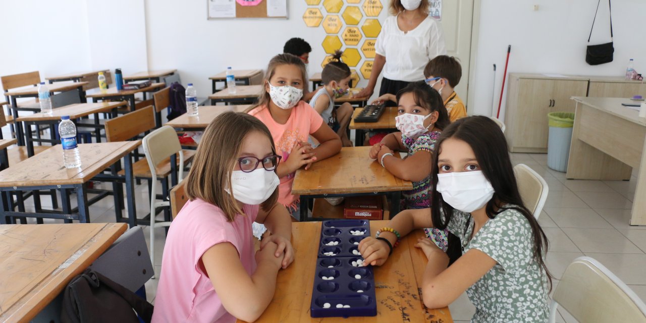 ATABEM YAZ KURSLARINA 3 BİNİN ÜZERİNDE ÖĞRENCİ KATILDI